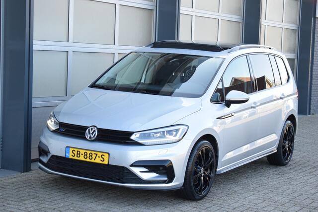 Volkswagen TOURAN 1.8 TSI Highline Business R 7p Panodak | ACC | trekhaak | Camera