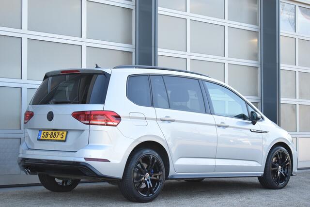 Volkswagen TOURAN 1.8 TSI Highline Business R 7p Panodak | ACC | trekhaak | Camera