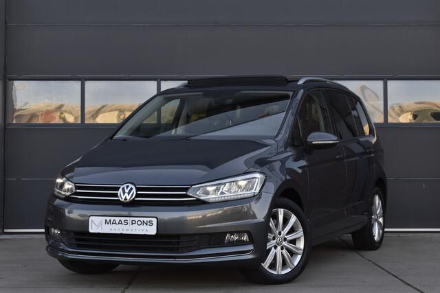 Volkswagen TOURAN 1.5 TSI Highline 7p Dsg Pano - Trekhaak - Carplay - Camera