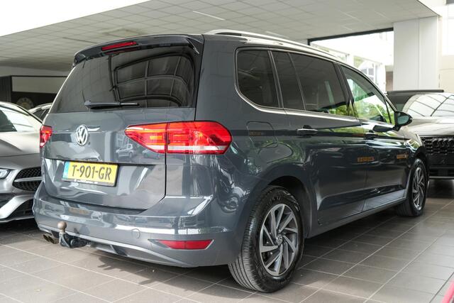 Volkswagen TOURAN 1.4 TSI Highline Edition R 7p | PANO | TREKHAAK | SENSOREN