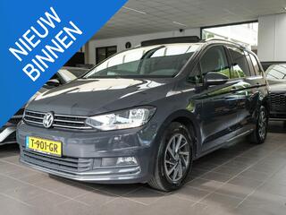 volkswagen-touran-1.4-tsi-highline-