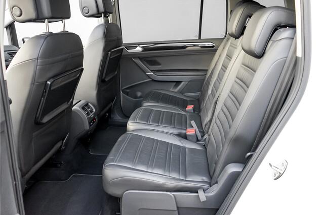 Volkswagen TOURAN 1.4 TSI Highline R-Line 7p Pano Leder 18 Inch