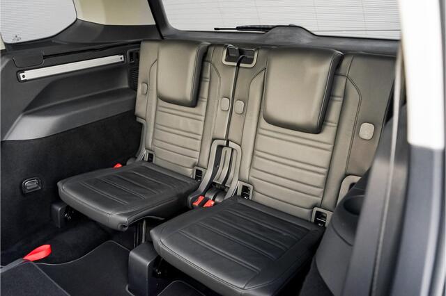 Volkswagen TOURAN 1.4 TSI Highline R-Line 7p Pano Leder 18 Inch