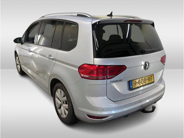 Volkswagen TOURAN 2.0 TDI Automaat Comfort-Business / Trekhaak / Navigatie / Pdc+Camera / Airco-ecc./ Stoel verwarming /
