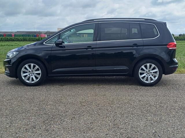 Volkswagen TOURAN 1.5 TSI 7pers. Comfortline Performance /Clima/CarPlay/Cruise/