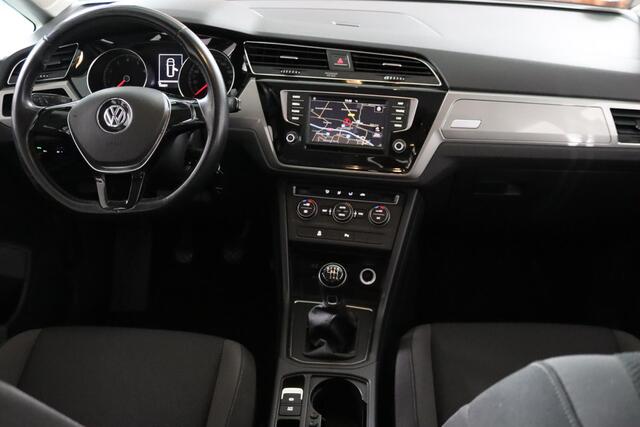 Volkswagen TOURAN 1.2 TSI Trendline, 5p, Trekhaak, Cruise Control, Navigatie, Bluetooth, PDC