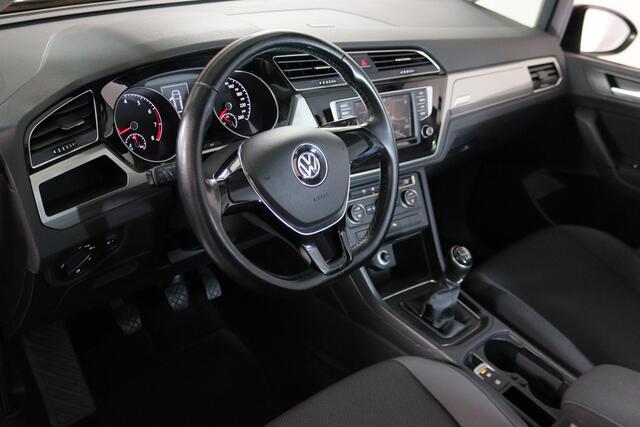 Volkswagen TOURAN 1.2 TSI Trendline, 5p, Trekhaak, Cruise Control, Navigatie, Bluetooth, PDC