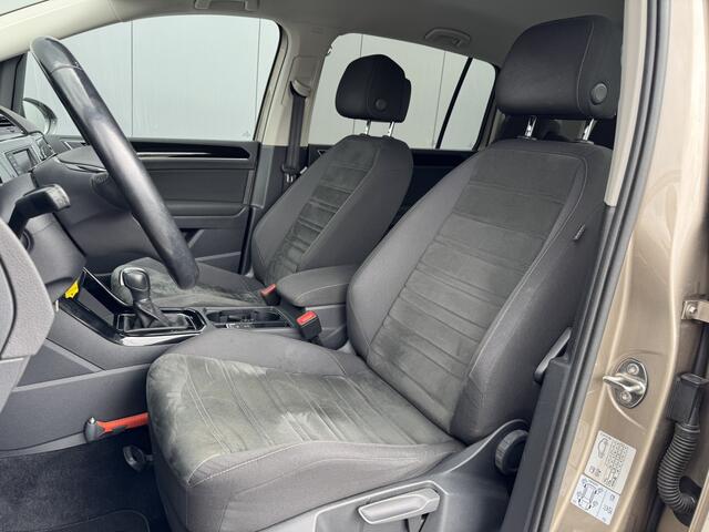 Volkswagen TOURAN 1.4 TSI Highline | Adaptief cruise control | Trekhaak | Navigatie