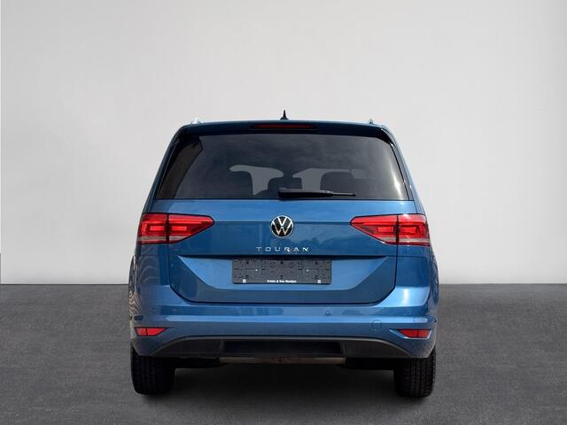 Volkswagen TOURAN 1.5 TSI Active 7p | ACC | Clima | Cruise | Navi | Carplay | Stoelverwarming | Dodehoek detectie | ( Vestiging - Nieuwegein )