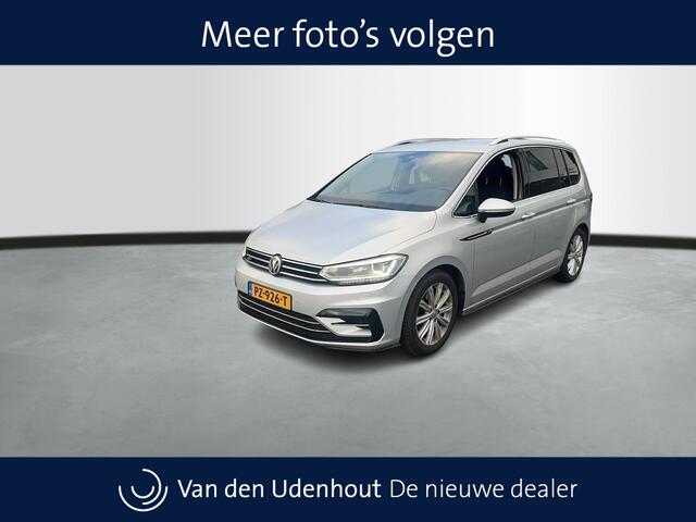 Volkswagen TOURAN 1.4 TSI 150pk Highline Business R 7persoons DSG / Navigatie / Stoelverwarming / LED