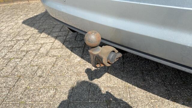 Volkswagen TOURAN 1.2 TSI Comfortline 7p Volledig Dealer Onderhouden