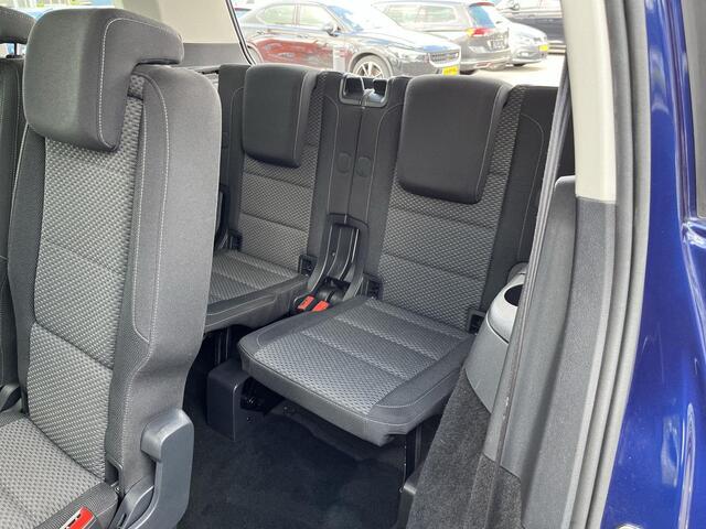 Volkswagen TOURAN 1.2 TSI Comfortline 7p | 110 Pk | Navi | Clima | Cruise | LM Velgen | PDC |