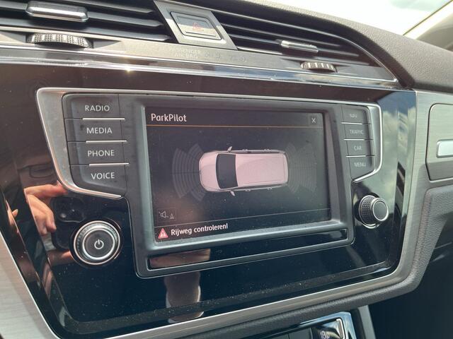 Volkswagen TOURAN 1.2 TSI Comfortline 7p | 110 Pk | Navi | Clima | Cruise | LM Velgen | PDC |