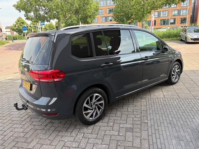 Volkswagen TOURAN 1.4 TSI Highline Business R | Navi | Cruise | Pano | 124.264 km Dealeronderhouden