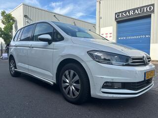 volkswagen-touran-2.0-tdi-scr-comfo