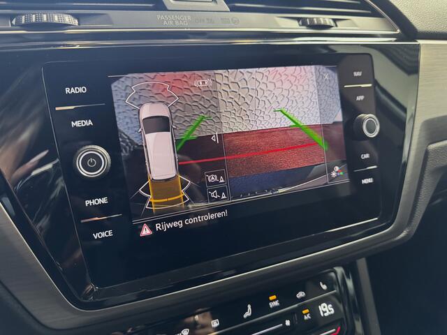 Volkswagen TOURAN 1.5 TSI 150PK 7P CARPLAY NAVI CAMERA LED ELEK.KLEP VIR.COCKPIT DODE.HOEK DET. STOELVERW KEYLESS 7P 7PERS 09/2024 "Volkswagen rijden begint bij Topautos.nl - 75 topmodellen direct op voorraad!"