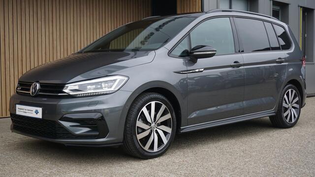 Volkswagen TOURAN 1.8 TSI 180PK DSG 2x R-Line 7-Zits Pano.Dak LED Elek.Trekhaak 18inch LM A-Camera 29003km! *Unieke Touran*
