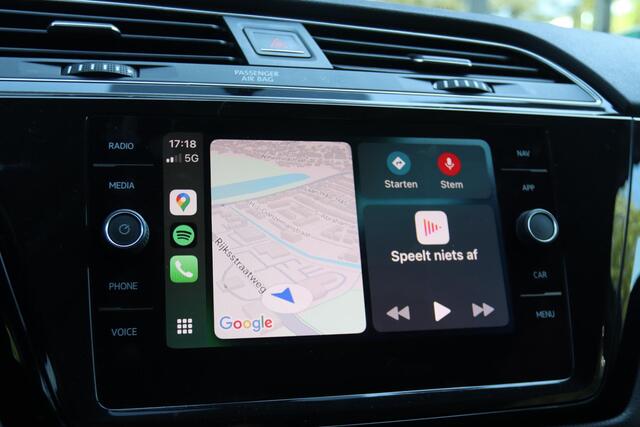 Volkswagen TOURAN 1.5 TSI AUT. HIGHLINE BUSINESS R-LINE 7P | CARPLAY | NAVI | CAMERA | ACC | KEY-LESS | CLIMATE | STOELVER.