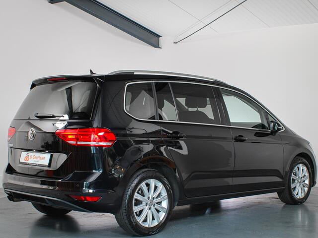 Volkswagen TOURAN 1.8 TSI, 180PK, Highline 7-Persoons, Navigatie, LED, Stoelverwarming, Camera