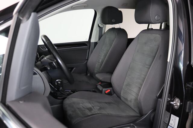 Volkswagen TOURAN 1.8 TSI, 180PK, Highline 7-Persoons, Navigatie, LED, Stoelverwarming, Camera