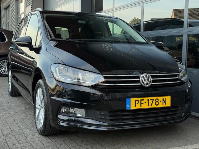 Volkswagen TOURAN 1.4 TSI Comfortline Business 7p Cruise CarPlay Camera