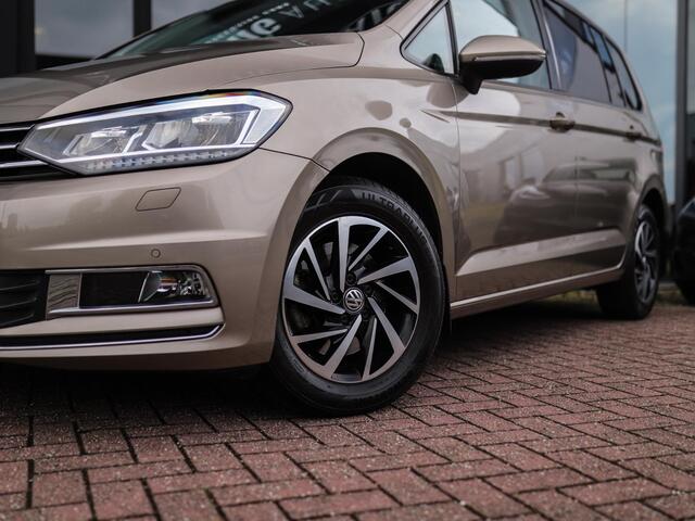 Volkswagen TOURAN 1.5 TSI Highline Business R 7p | Stoelverw. | Camera | ACC | Carplay