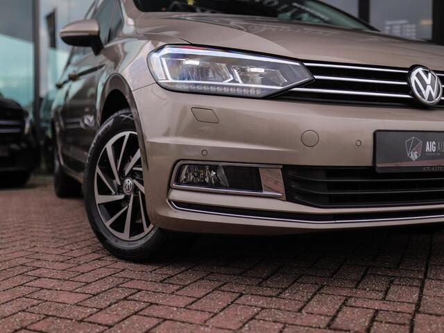 Volkswagen TOURAN 1.5 TSI Highline Business R 7p | Stoelverw. | Camera | ACC | Carplay