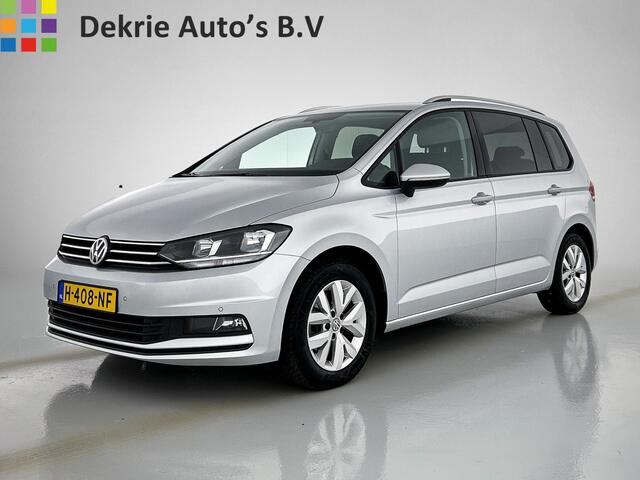 Volkswagen TOURAN 2.0 TDI Automaat Comfort-Business / Trekhaak / Navigatie / Pdc+Camera / Airco-ecc./ Stoel verwarming / / Apk mrt-2026