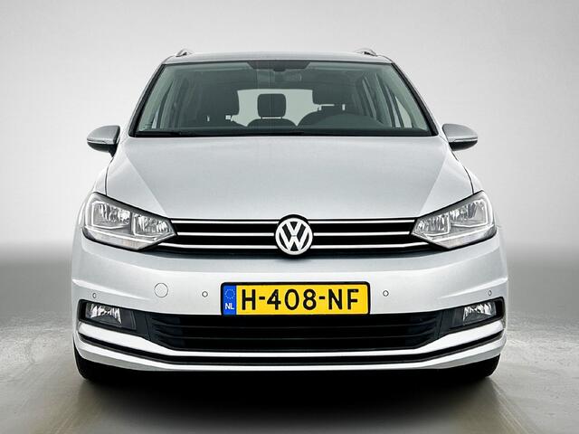 Volkswagen TOURAN 2.0 TDI Automaat Comfort-Business / Trekhaak / Navigatie / Pdc+Camera / Airco-ecc./ Stoel verwarming / / Apk mrt-2026