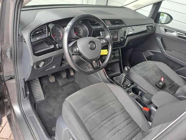 Volkswagen TOURAN 1.4 TSI 150PK, Highline, 7-Persoons,