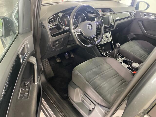 Volkswagen TOURAN 1.4 TSI 150PK, Highline, 7-Persoons,