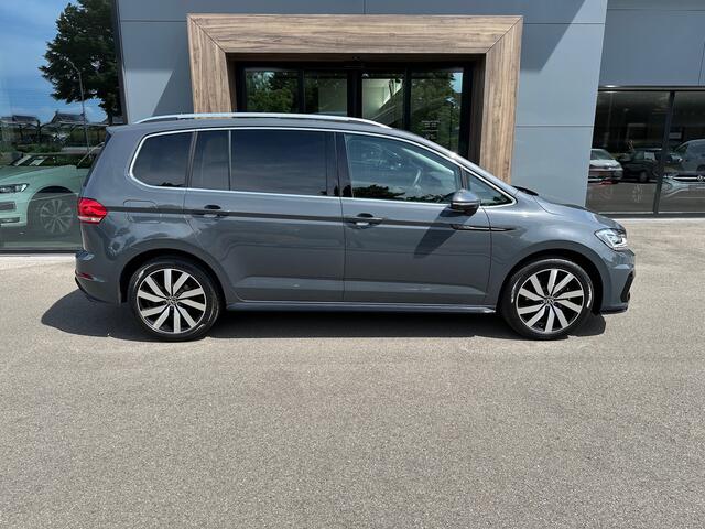 Volkswagen TOURAN 1.5 TSI 150pk DSG R-line Highline | Led | Trekhaak | Dode hoek | Camera | Keyless | Rijklaar incl. garantie