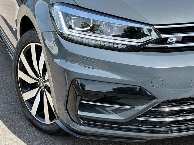 Volkswagen TOURAN 1.5 TSI 150pk DSG R-line Highline | Led | Trekhaak | Dode hoek | Camera | Keyless | Rijklaar incl. garantie