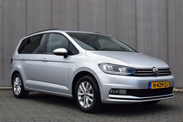 Volkswagen TOURAN 1.4 TSi Automaat 7Pers. Connected Series Carplay | Full Map Navi | Airco | Trekhaak | Volledig Onderhouden!!