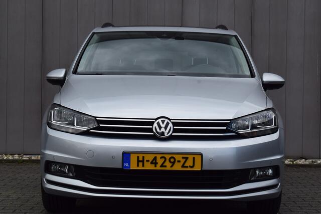 Volkswagen TOURAN 1.4 TSi Automaat 7Pers. Connected Series Carplay | Full Map Navi | Airco | Trekhaak | Volledig Onderhouden!!