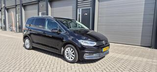 volkswagen-touran-1.5-tsi-highline-