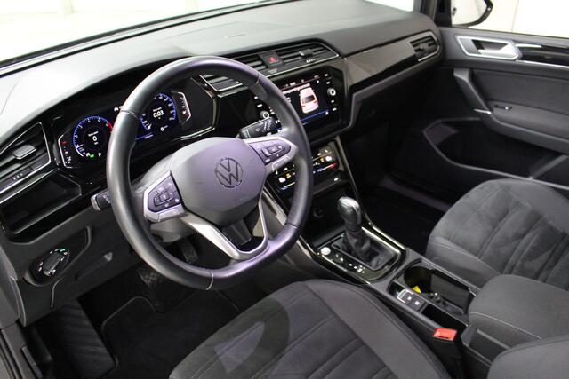 Volkswagen TOURAN 1.5 TSI Highline 7-Persoons Automaat Android Auto / Apple Carplay | Dodehoekassistent | Cruise Control