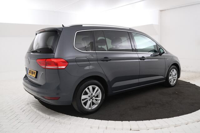 Volkswagen TOURAN 2.0 TDI SCR Highline 7p 7 persoons, apple carplay, navigatie,