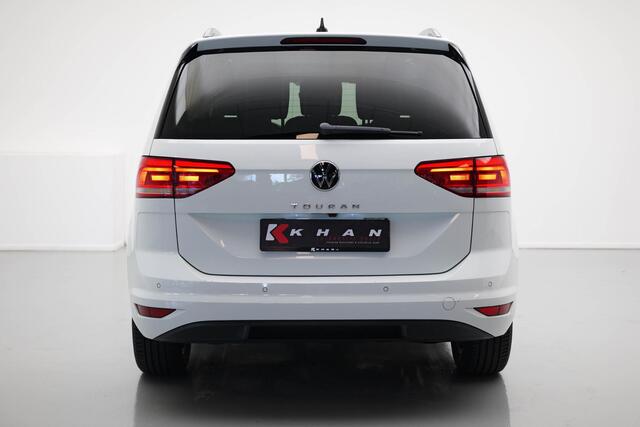 Volkswagen TOURAN 1.5 TSI Highline Business R 7p |Pano|Dodehoek|ACC|Camera|