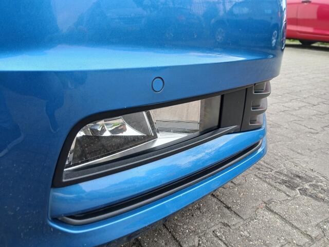 Volkswagen TOURAN 1.2 TSI Dealer onderhouden/Stoelverwarming/Alcantara