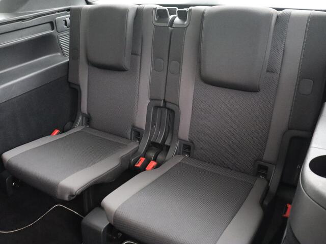 Volkswagen TOURAN 1.2 TSI Highline | 7-persoons | Cruise Control | Trekhaak | Carplay | Climate Control | PDC | Bleutooth