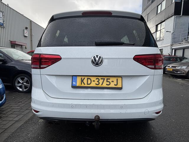 Volkswagen TOURAN 2.0 TDI SCR AUTOMAAT / 119 DKM / DEALER ONDERHOUDEN