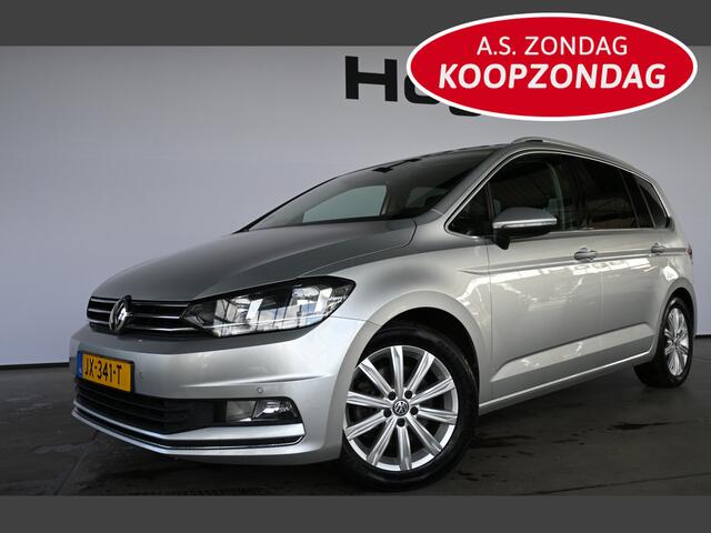 Volkswagen TOURAN 1.2 TSI Highline 7 Persoons StoelMassage/verwarming Navigatie Goed Onderhouden! Inruil Mogelijk!