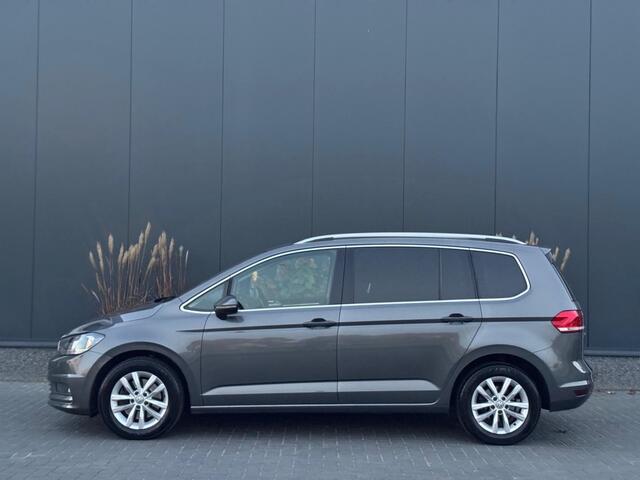 Volkswagen TOURAN 1.6 TDI SCR HL Bns 7p M2018 NAVI CAMERA PDC CLIMATE