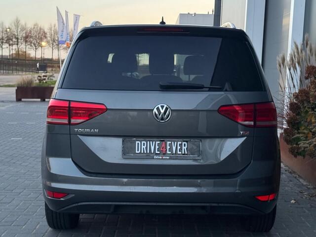 Volkswagen TOURAN 1.6 TDI SCR HL Bns 7p M2018 NAVI CAMERA PDC CLIMATE