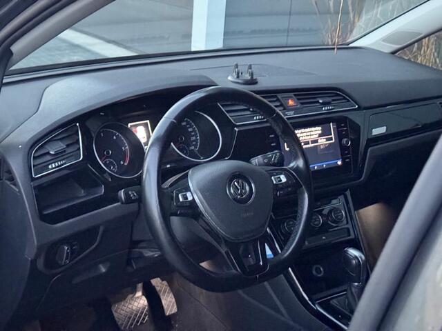 Volkswagen TOURAN 1.6 TDI SCR HL Bns 7p M2018 NAVI CAMERA PDC CLIMATE