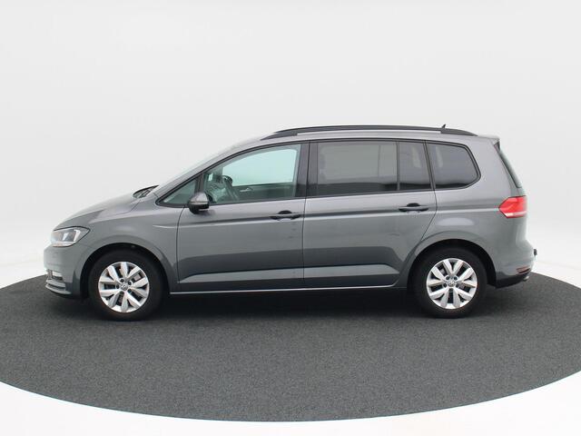 Volkswagen TOURAN 1.4 TSi 150 Pk Automaat Comfortline 7-Persoons | Adaptive Cruise | Trekhaak | Carplay | Camera | Keyless | Stoelverwarming | Navigatie | 16 inch | 96.040 Km!!