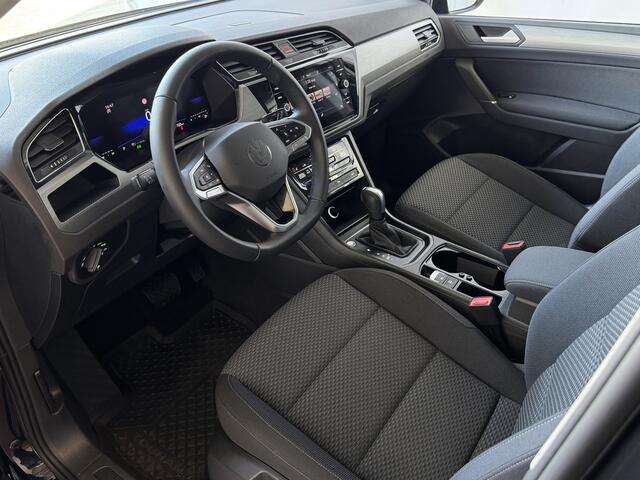 Volkswagen TOURAN 1.5 TSI 150PK 7P CARPLAY NAVI CAMERA LED ELEK.KLEP VIR.COCKPIT DODE.HOEK DET. STOELVERW KEYLESS 7P 7PERS 10/2024 "Volkswagen rijden begint bij Topautos.nl - 75 topmodellen direct op voorraad!"