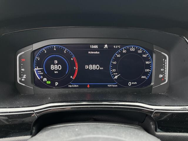 Volkswagen TOURAN 1.5 TSI Highline 7p 16"/Stoel + stuurverwarming + massage/Keyless/Elektrische klep/PDC v+a/Apple Carplay & Android Auto