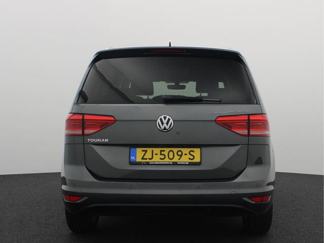 Volkswagen TOURAN 1.5 TSI 150PK Comfortline Business 7p CAMERA / STOELVERW / DAB+ / ACC / PDC / BLUETOOTH / CRUISE / NL-AUTO